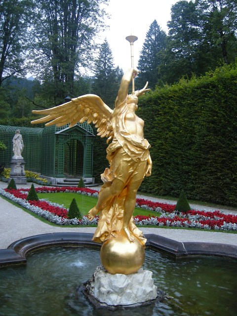 Linderhof5
